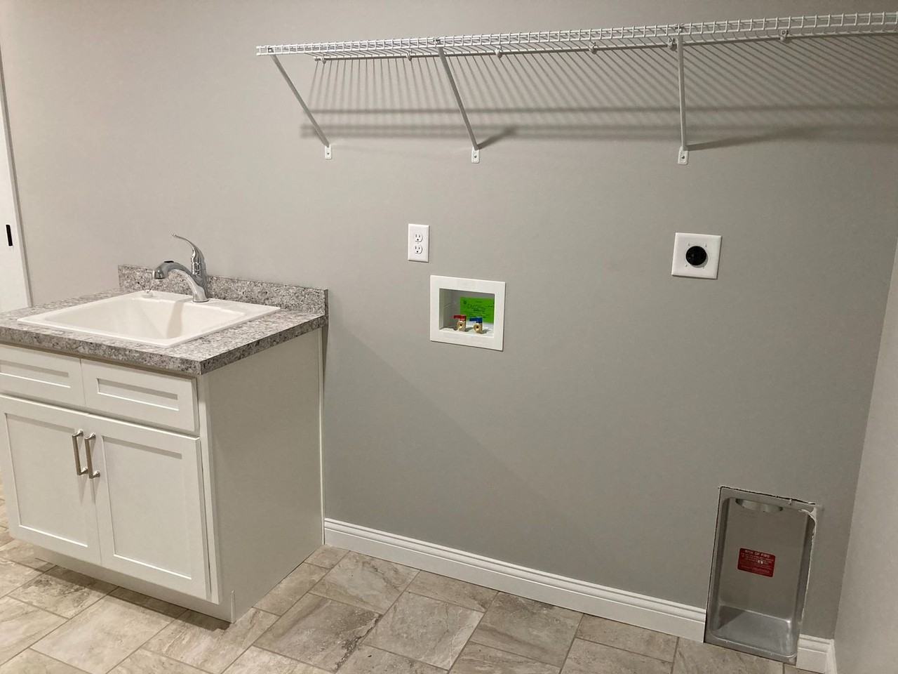 116 Legacy Ct Unit B - Photo 6 of 50