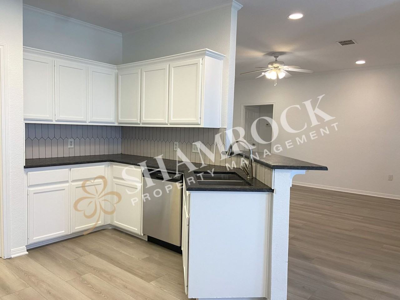 3061 Clydesdale Way - Photo 5 of 14