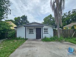 featured image of 1212 W Marjorie St