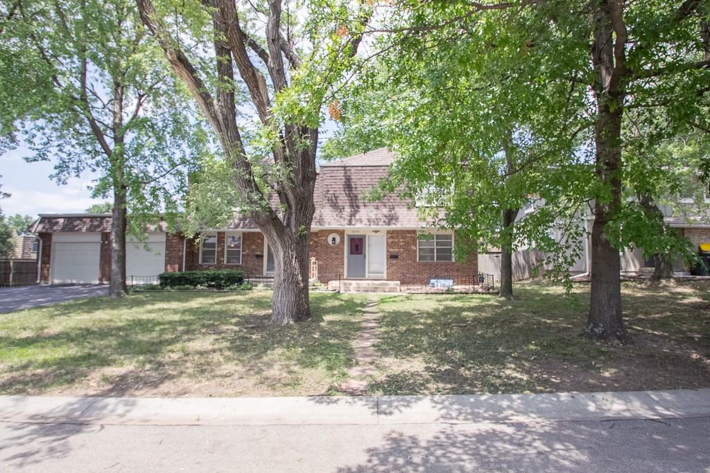 10724 W 88th Ter