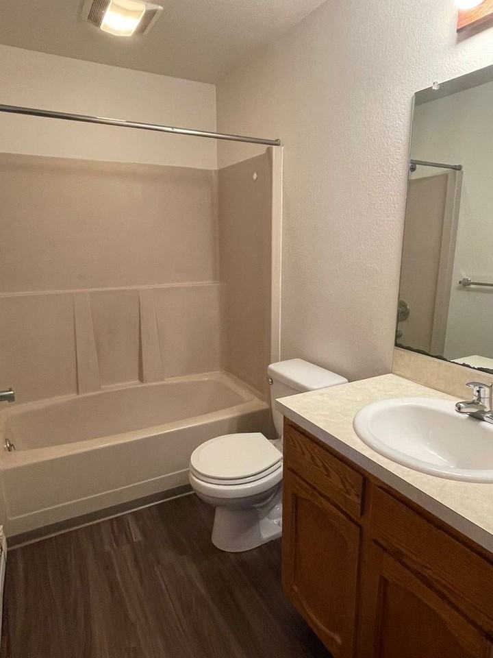 1397 Zylstra Rd - Photo 3 of 11