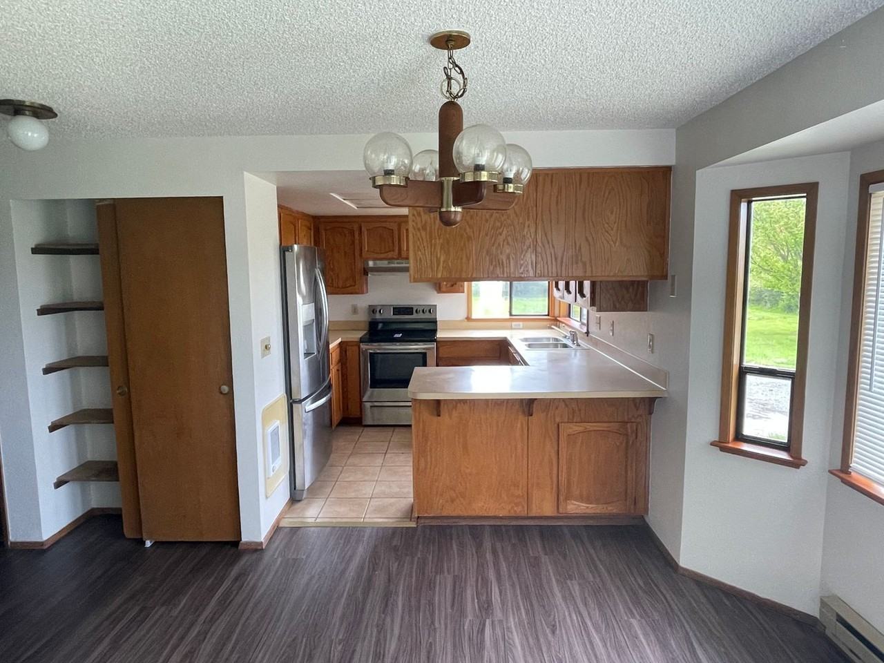 1397 Zylstra Rd - Photo 6 of 11