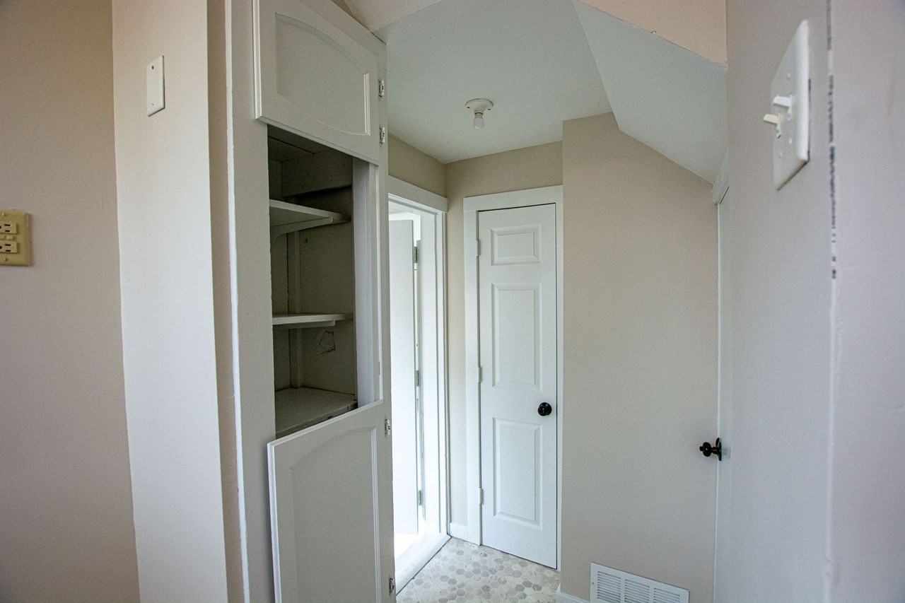 2301 Wayne St - Photo 5 of 20