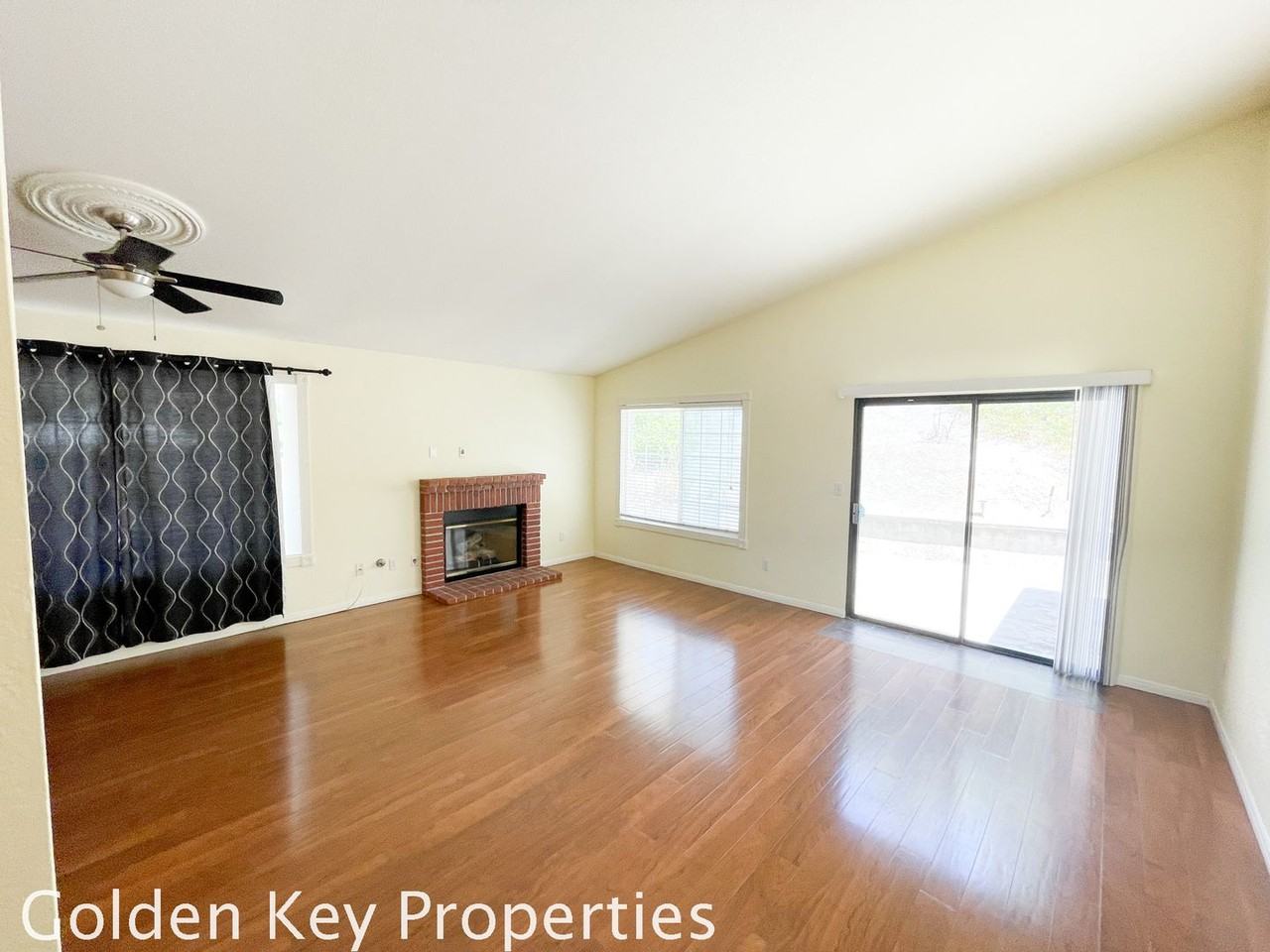 165 Paseo Marguerita - Photo 2 of 11