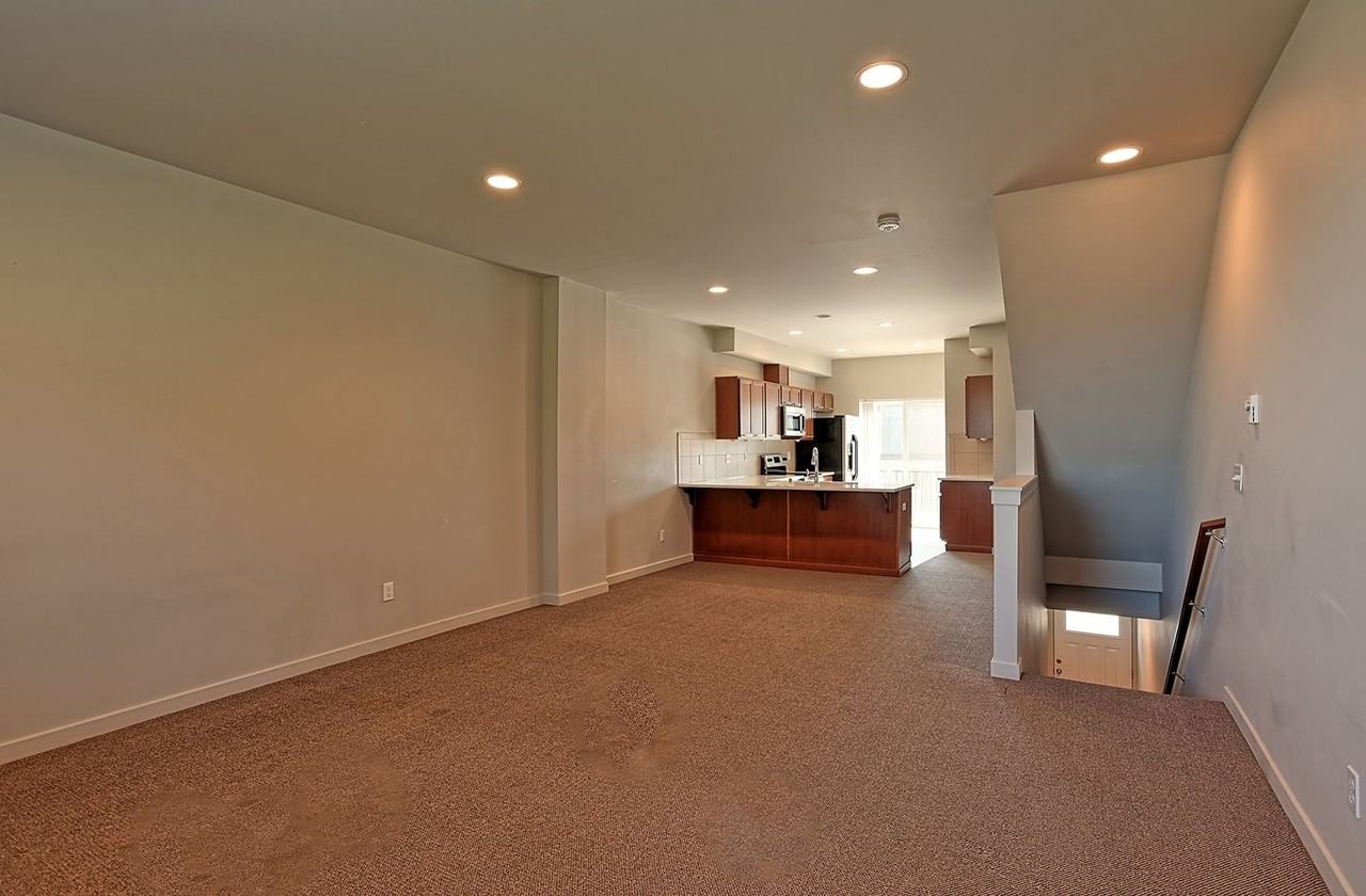 10514 14th Dr Se - Photo 3 of 14