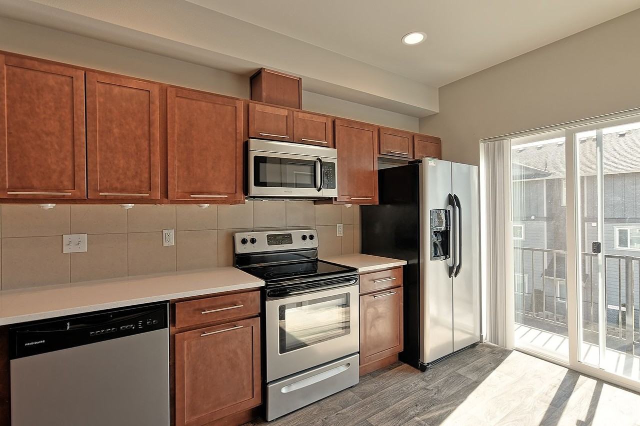 10514 14th Dr Se - Photo 4 of 14