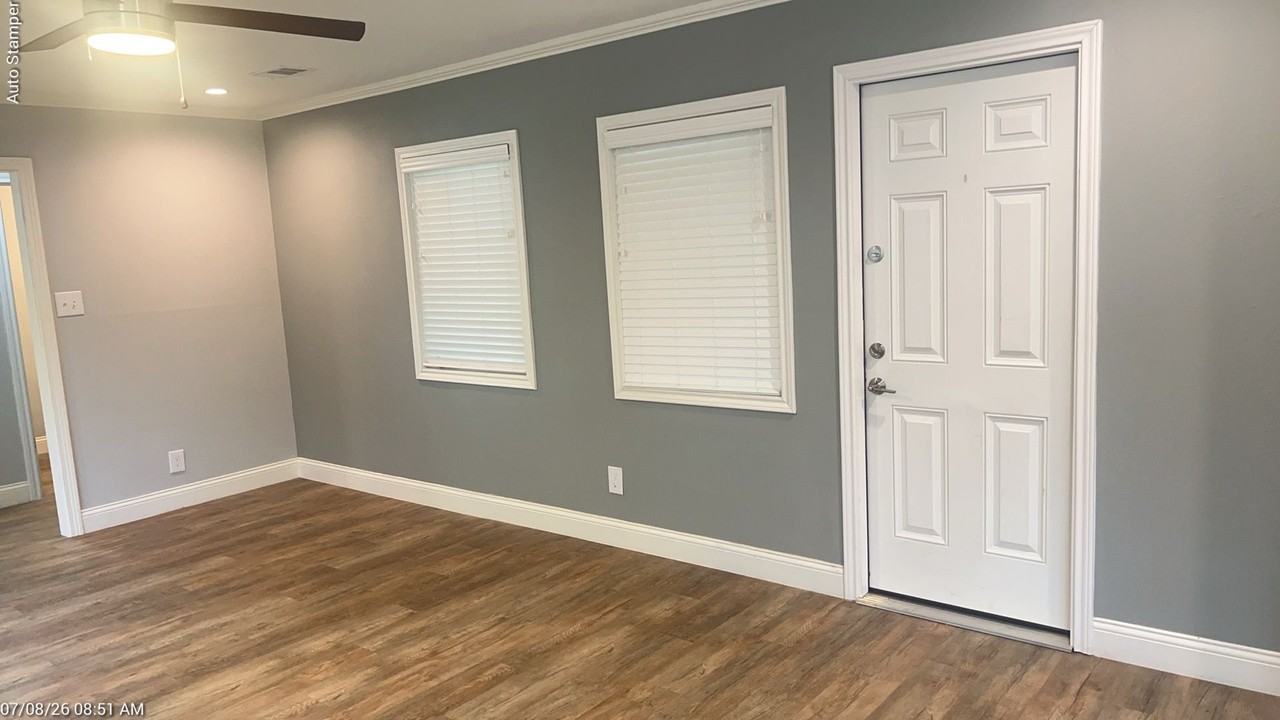 104 Varsity Cir - Photo 4 of 44