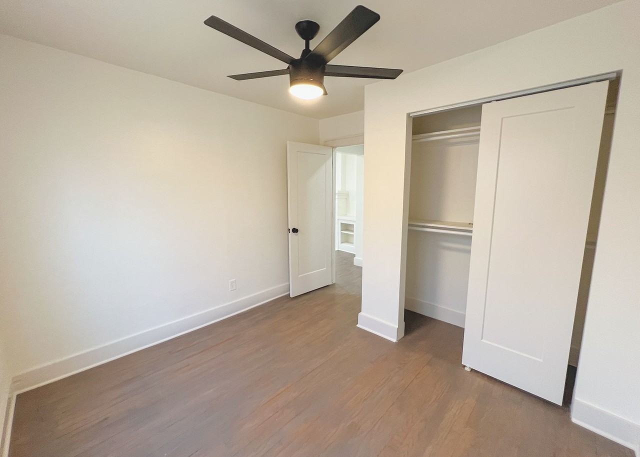 2544 Nw 21st St - Photo 6 of 18