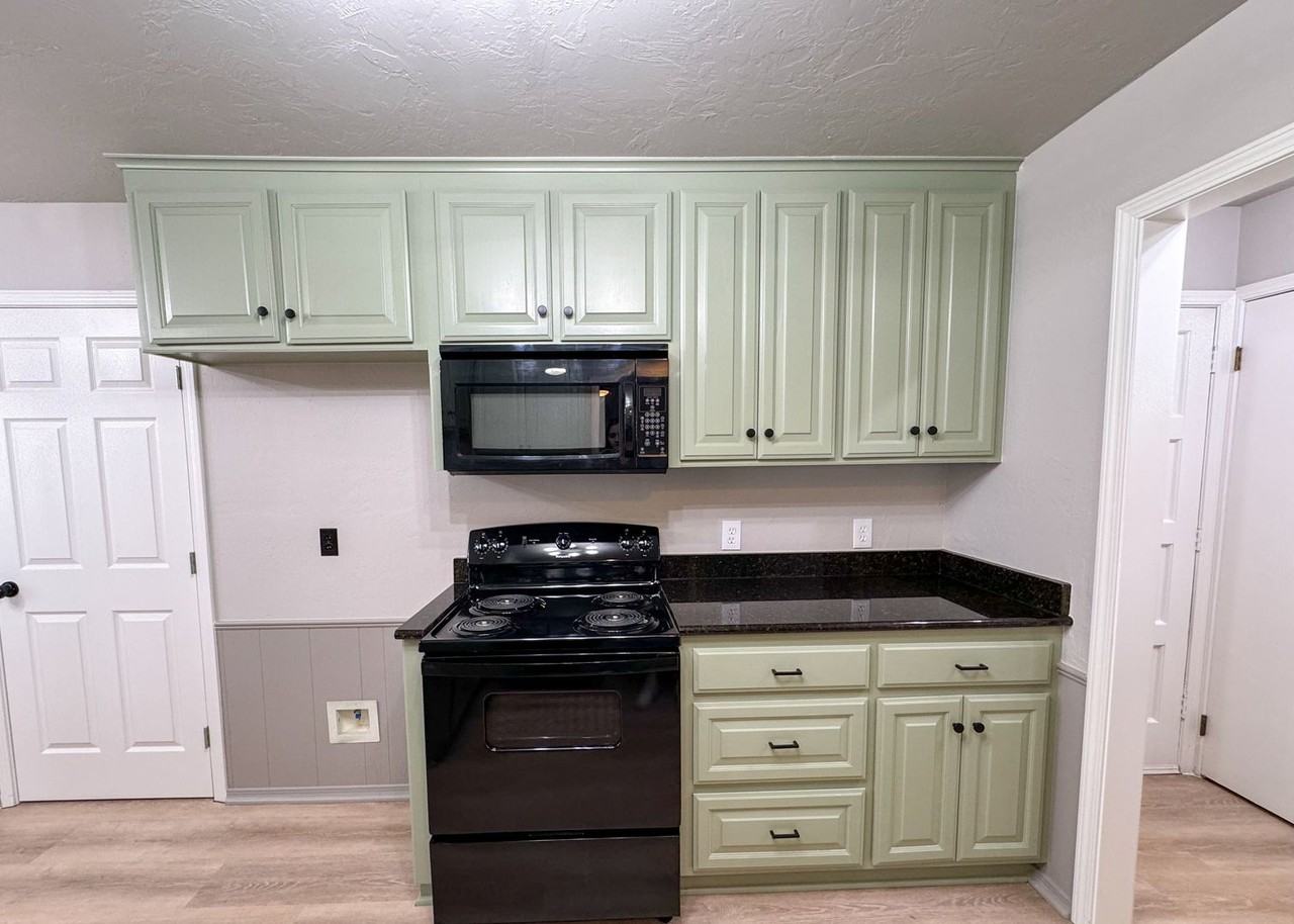 7030 Elk Canyon Rd - Photo 6 of 31