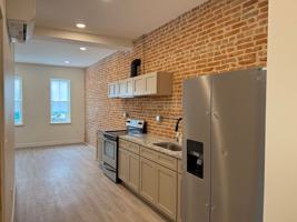 featured image of 463 S Prince St