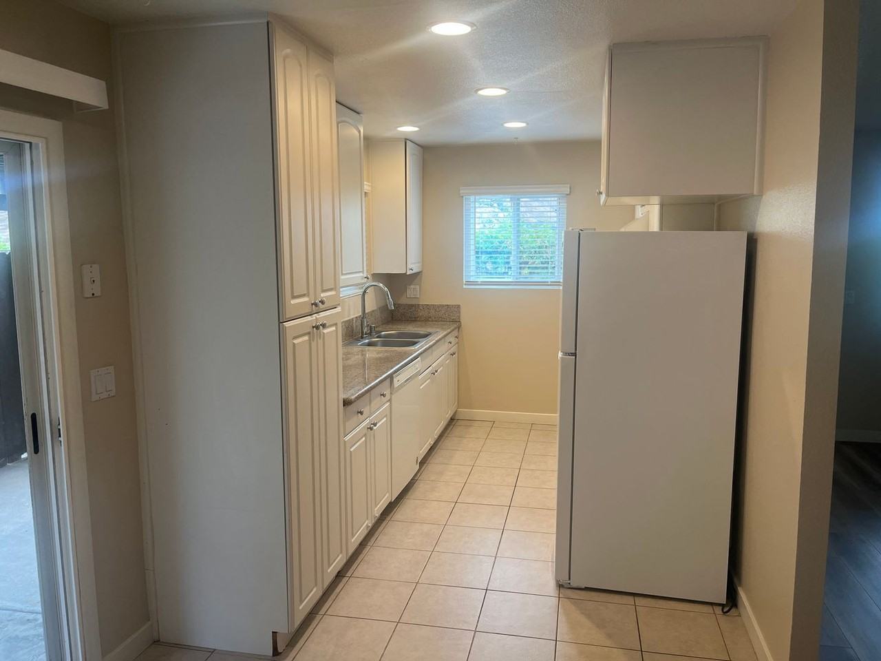 2898 College Blvd - Photo 7 of 20