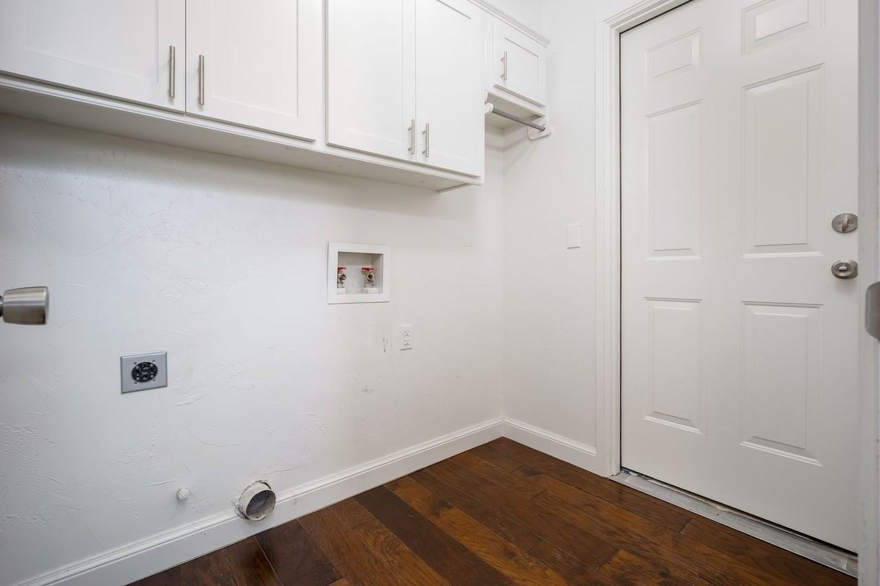 1129 Nw 176th St - Photo 6 of 23