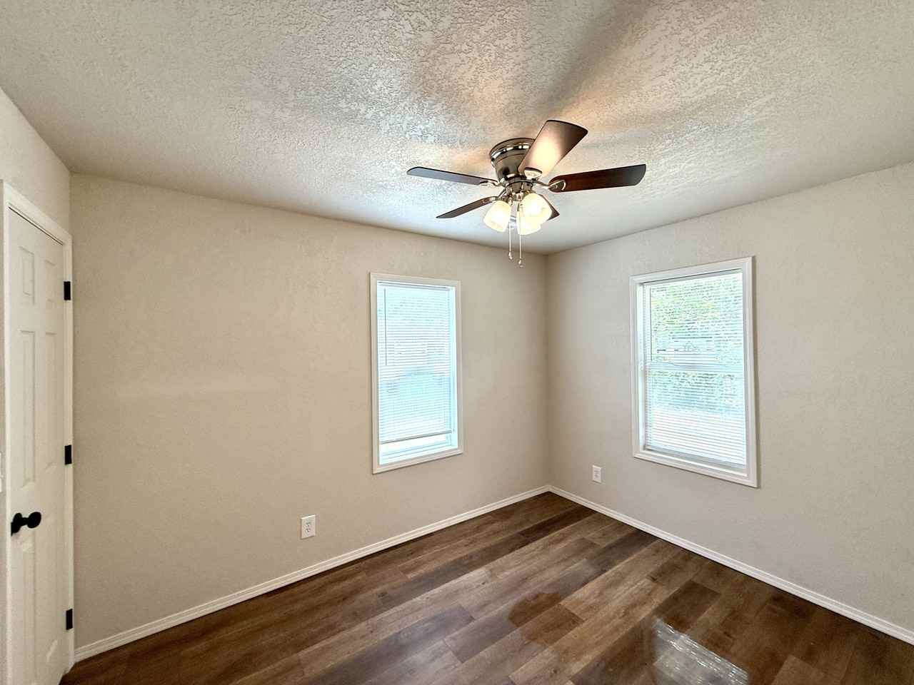 413 M St Ne #1 - Photo 7 of 14