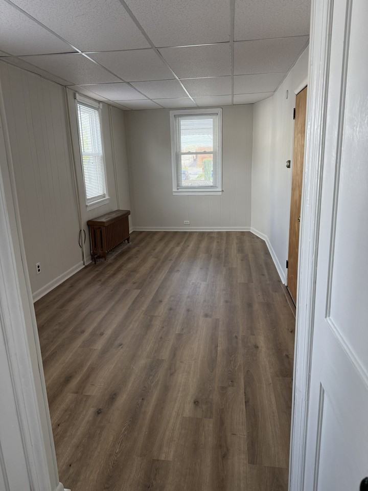 105 - 107 8th Street - 105 2nd Floor #105-1stFL - Photo 3 of 8