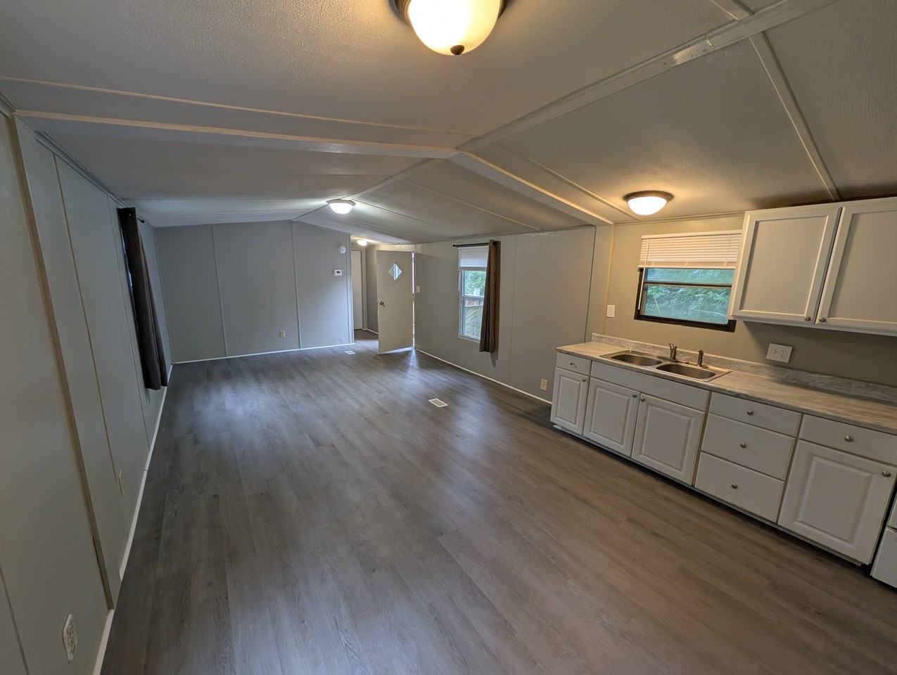 135 Ransdell Ln #1 - Photo 3 of 10