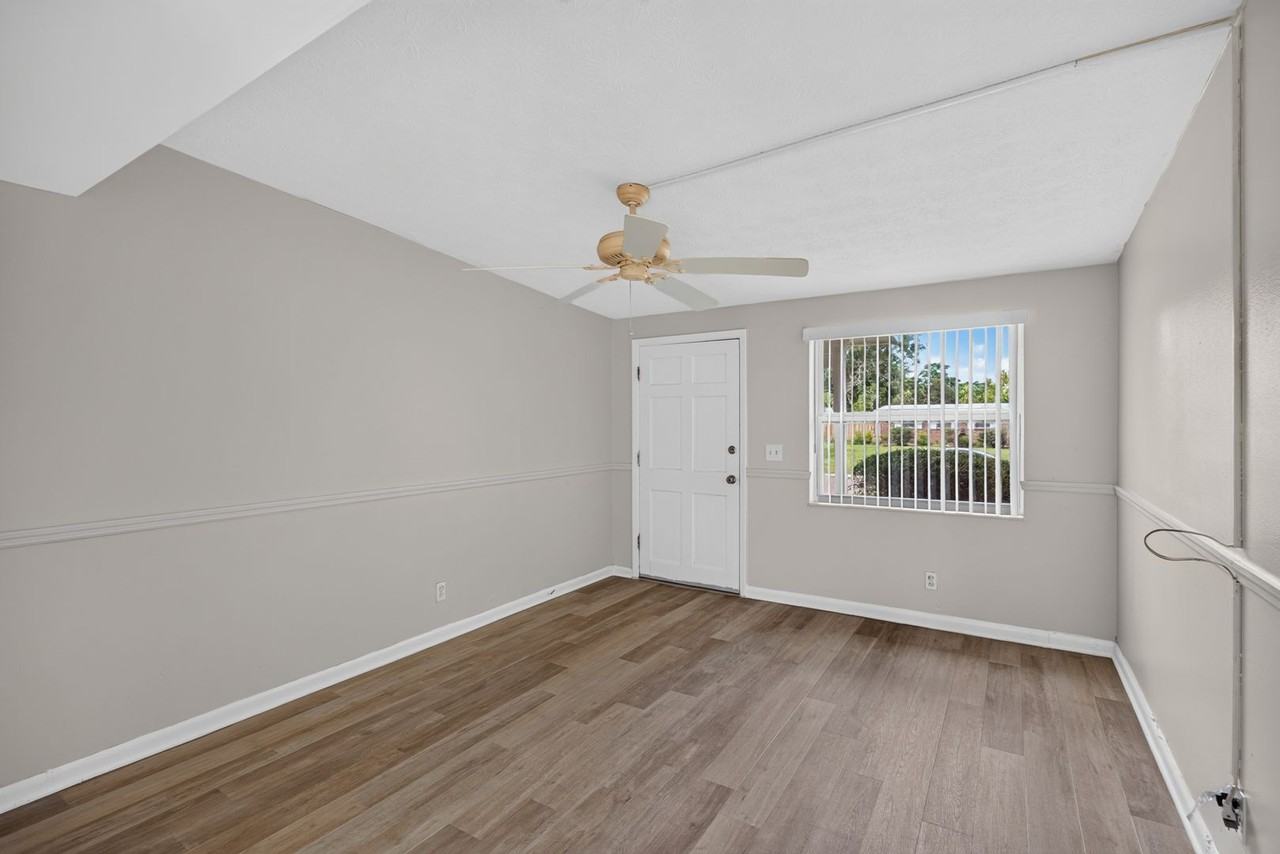 87 Saratoga Cir S - Photo 4 of 40