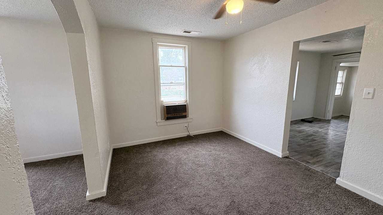 501 E 3rd St - Photo 3 of 16