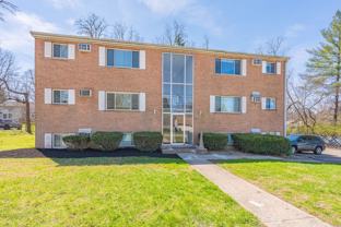 220 Oak Street - Photo 1 of 1