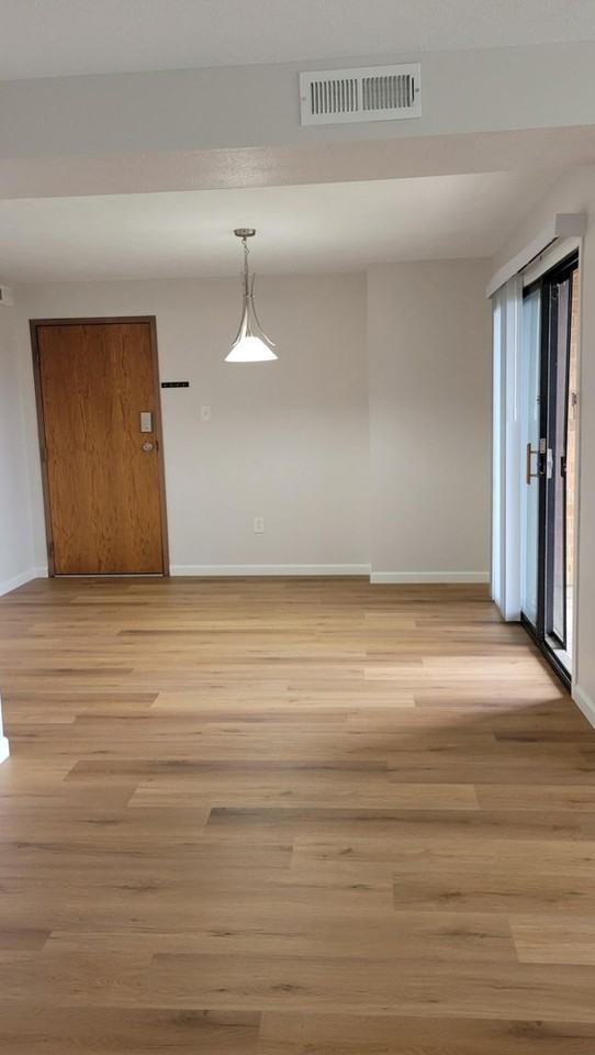 1845 Clayton Ave - Photo 3 of 40