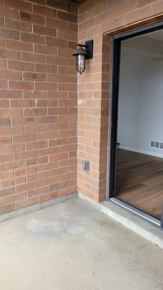 1845 Clayton Ave - Photo 5 of 40
