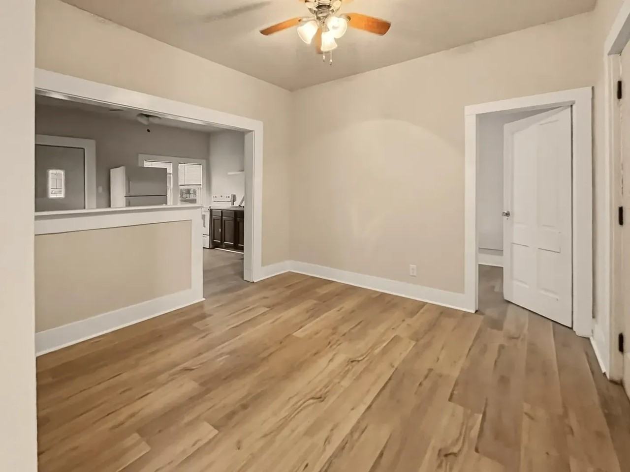 303 Rose St - Photo 6 of 10