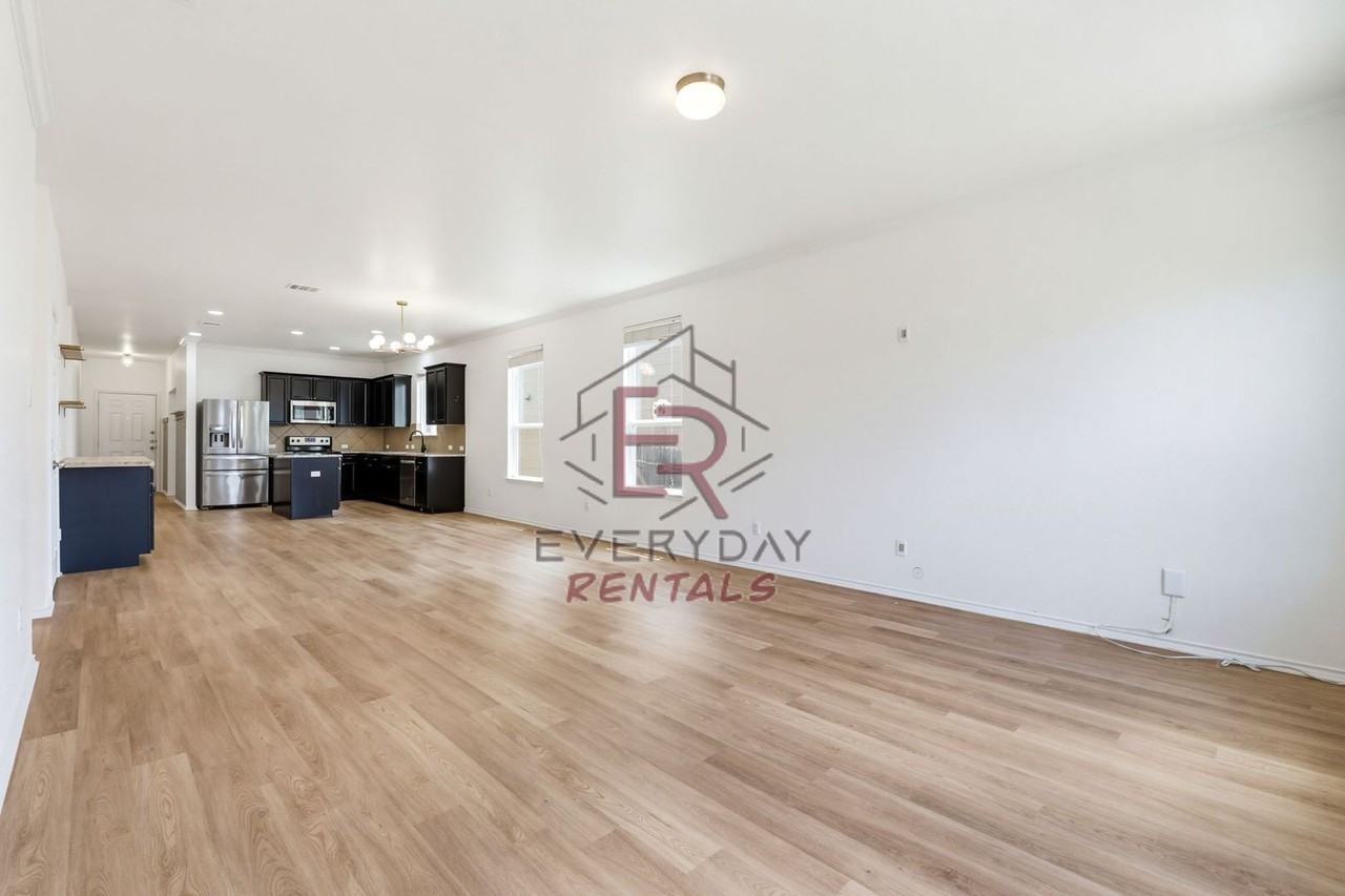 9309 Sandyford Ct - Photo 6 of 16