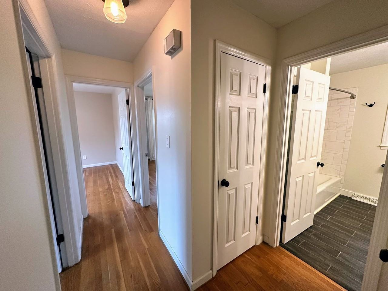 1187 Devonport Cir - Photo 5 of 26