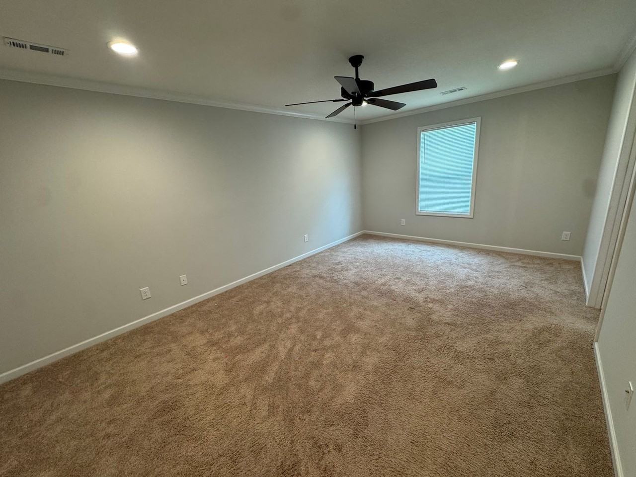 12618 Myrtle Ridge Ln - Photo 3 of 31