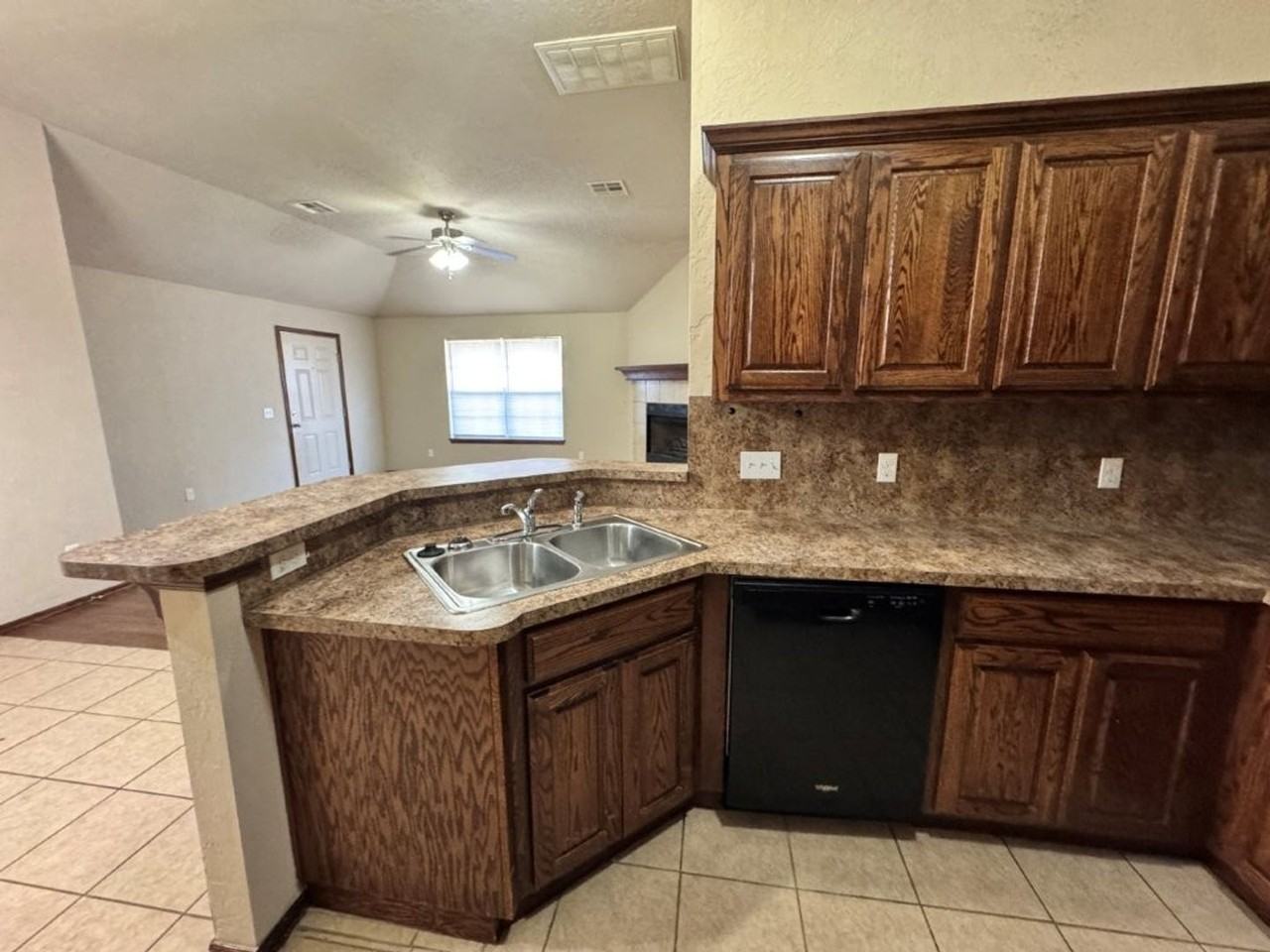 15012 Kyle Dr #A - Photo 5 of 18