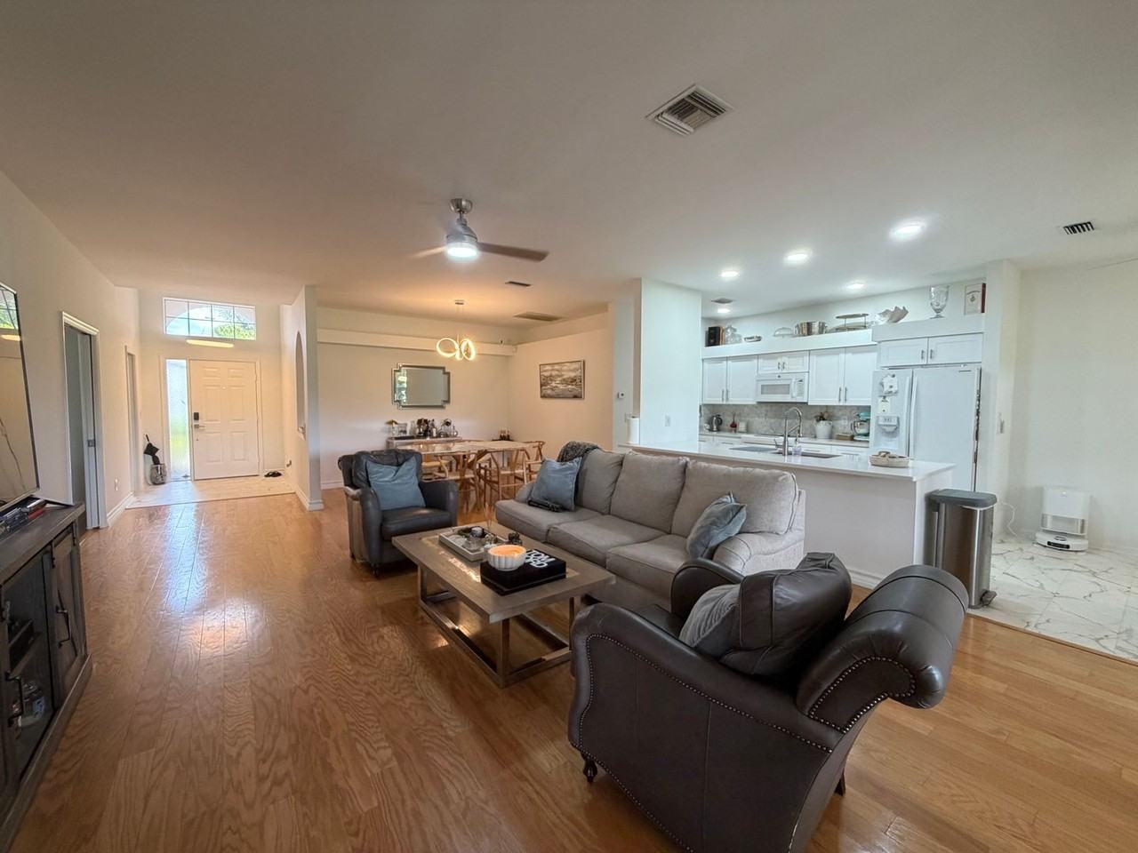 2260 Heritage Greens Dr - Photo 3 of 21