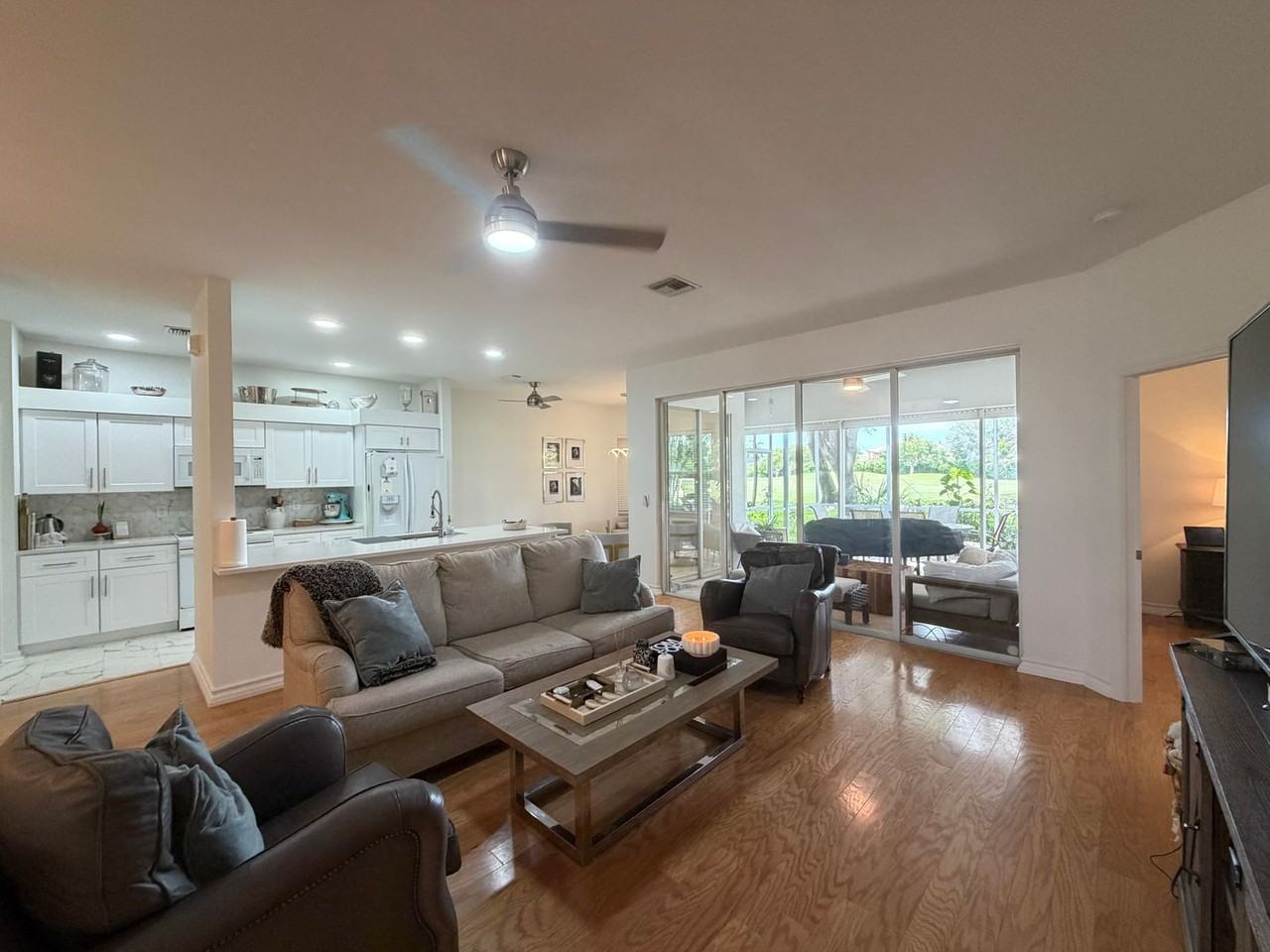2260 Heritage Greens Dr - Photo 6 of 21