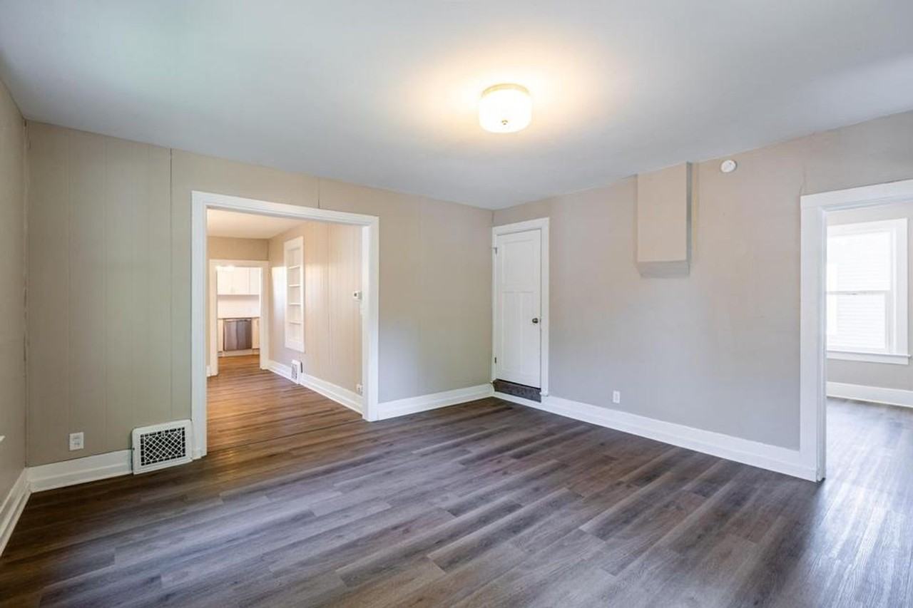 1512 Charles St - Photo 6 of 23