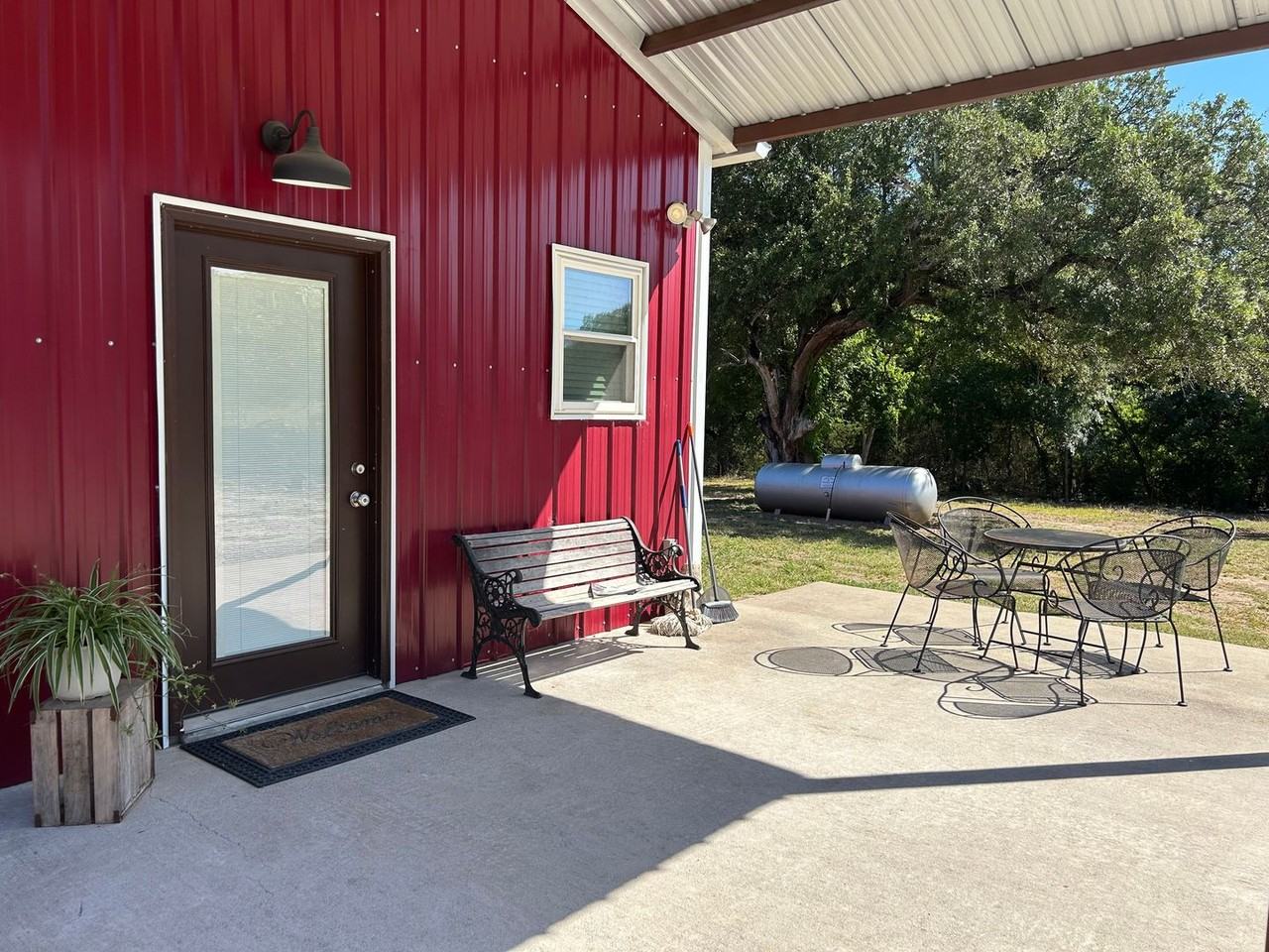 761 County Road 3160 - Photo 2 of 33