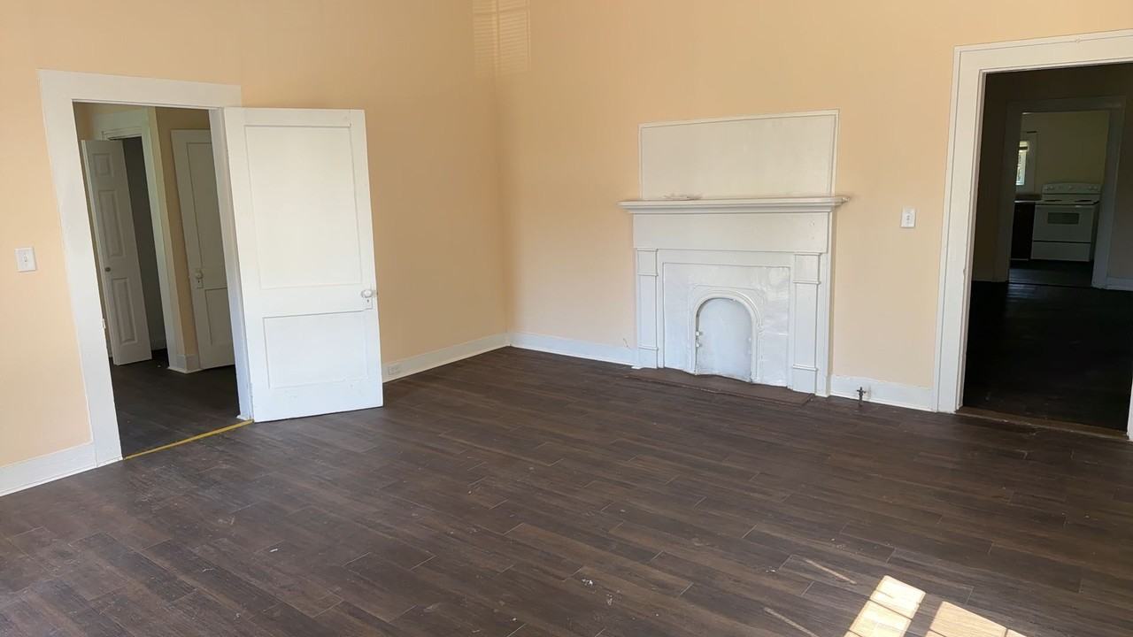 600B Gamble St - Photo 4 of 20