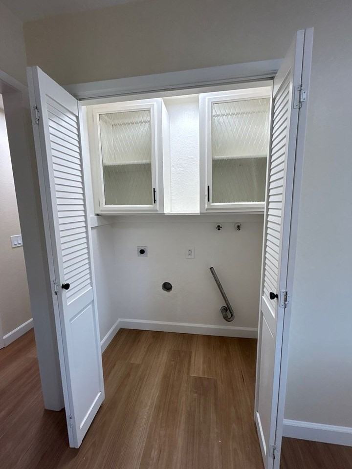 271 W Alvin Dr #A - Photo 5 of 14