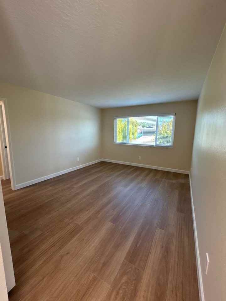 271 W Alvin Dr #A - Photo 6 of 14