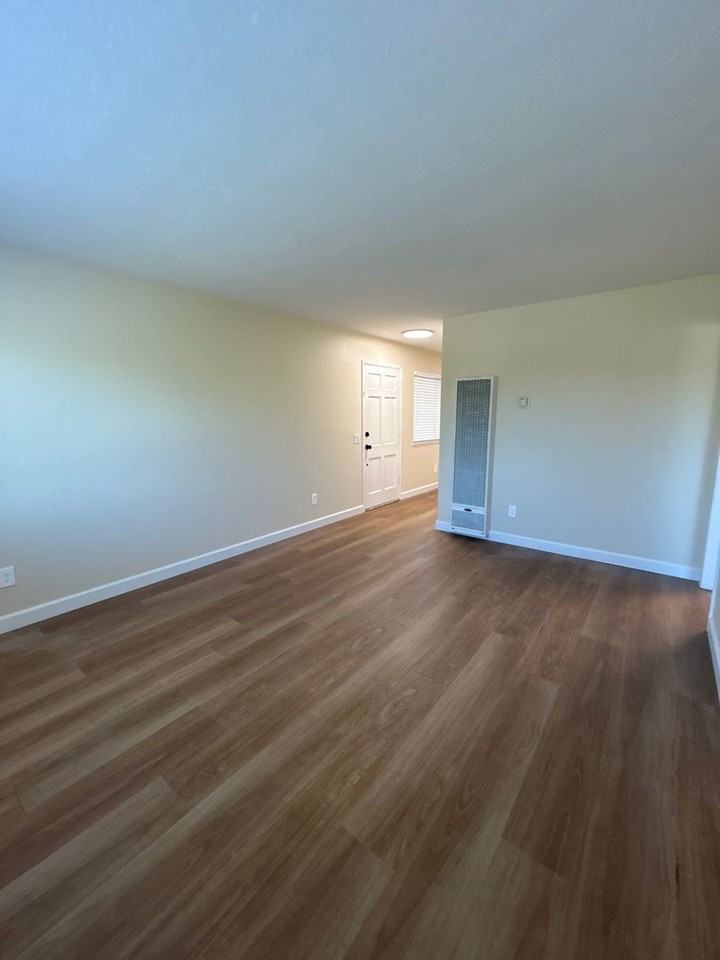271 W Alvin Dr #A - Photo 7 of 14