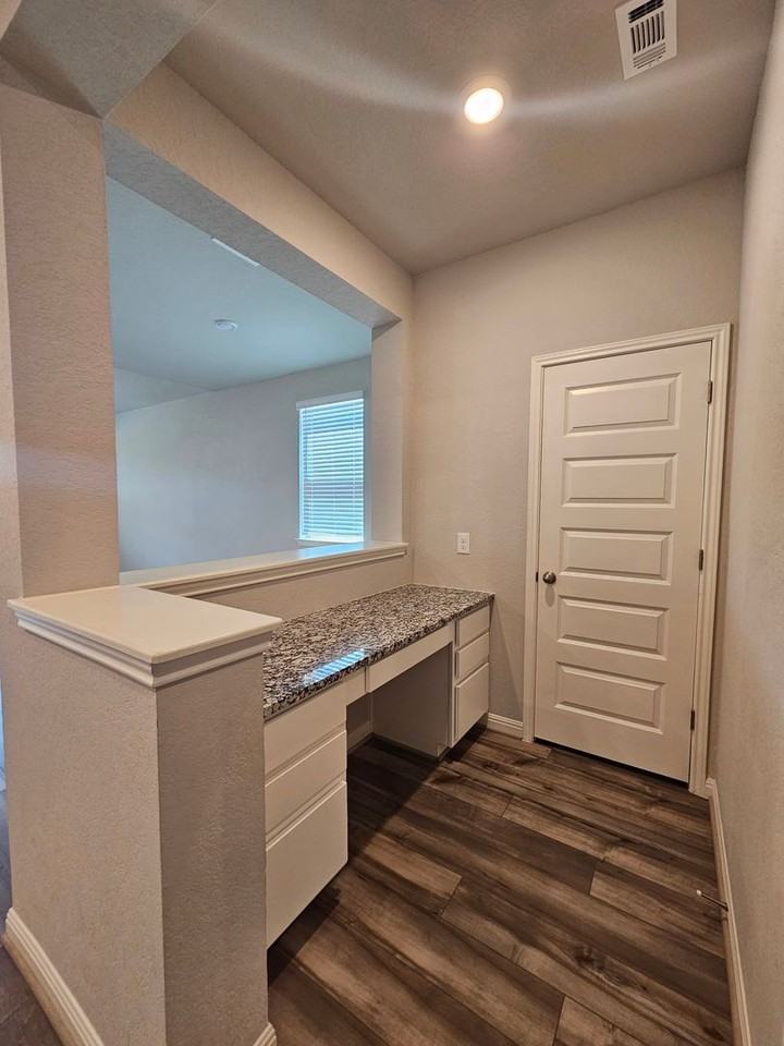 12903 Irvin Path - Photo 6 of 21