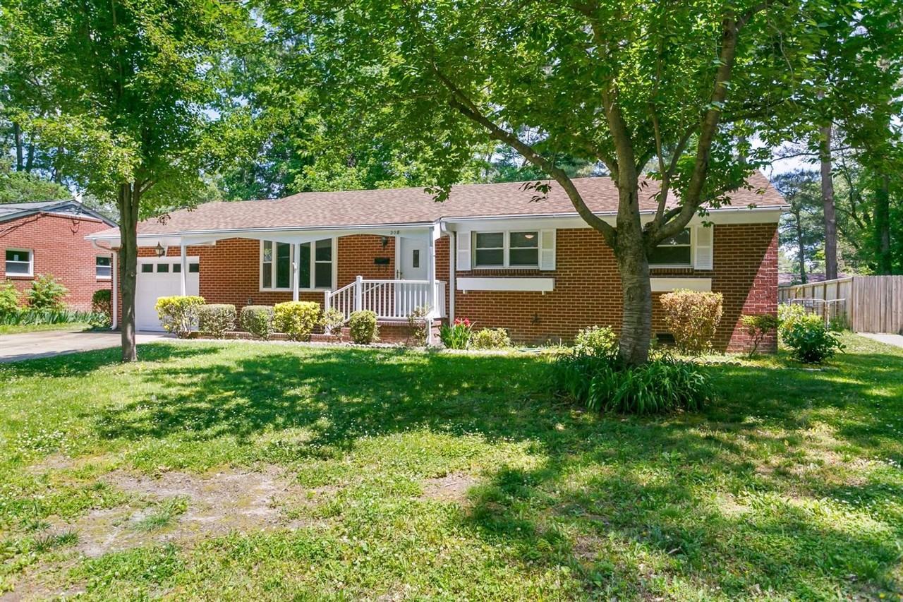 208 Longhill Rd - Photo 3 of 34