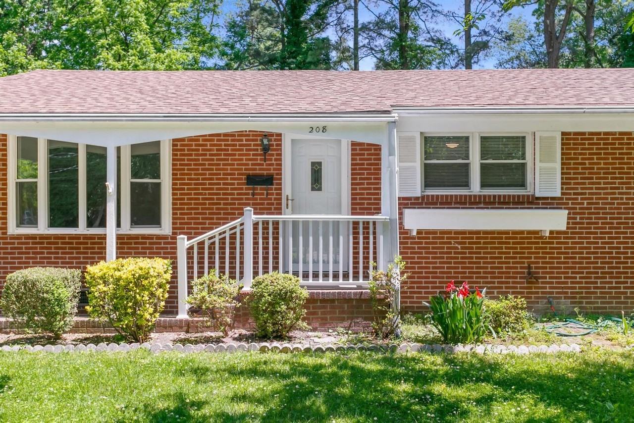 208 Longhill Rd - Photo 4 of 34