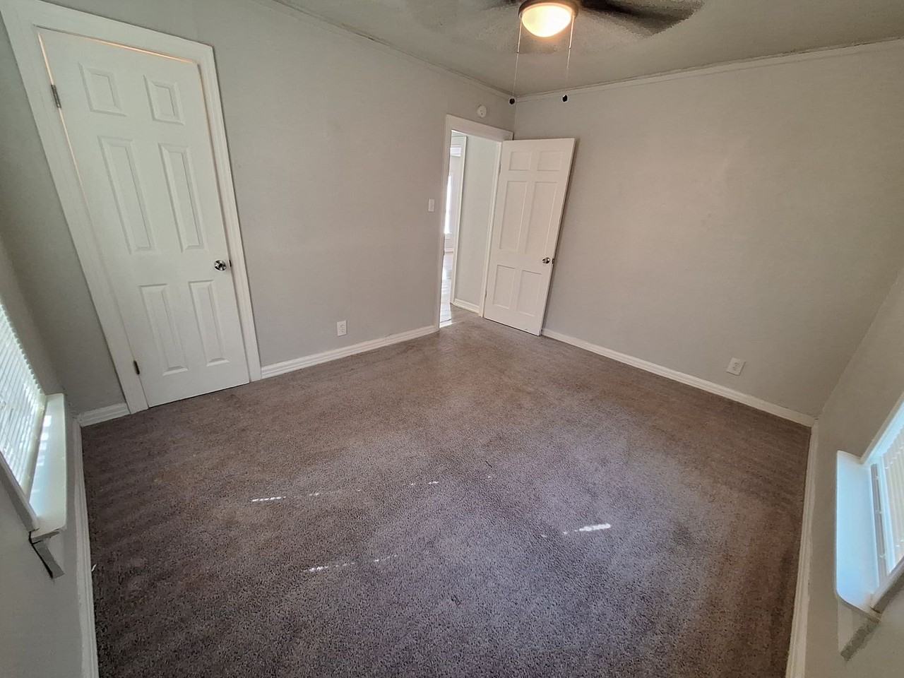 3150 S 12th St - Photo 7 of 12