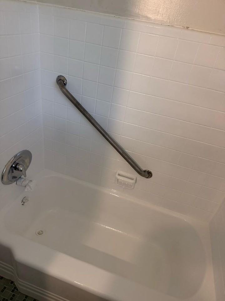 1053 Legay Ave - Photo 4 of 7