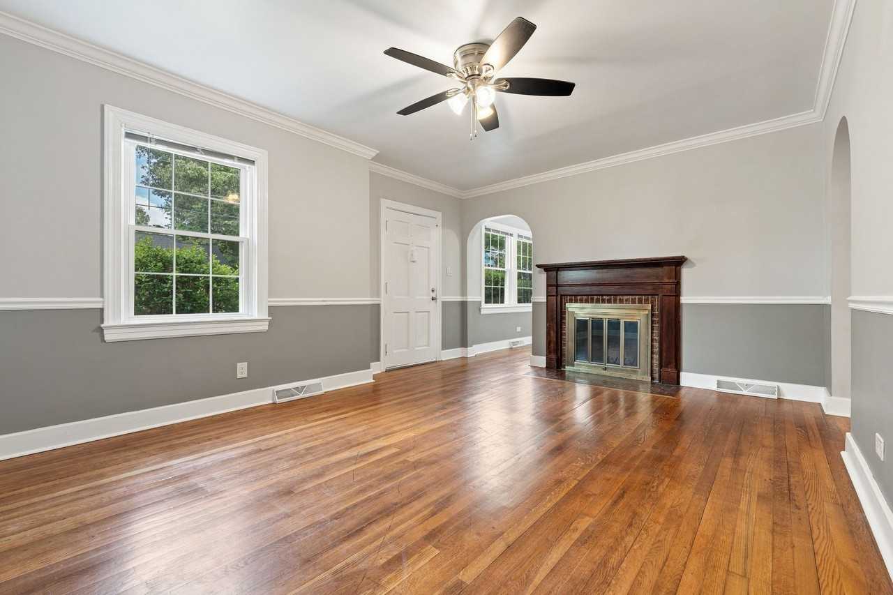 2408 Cascadilla St - Photo 3 of 22