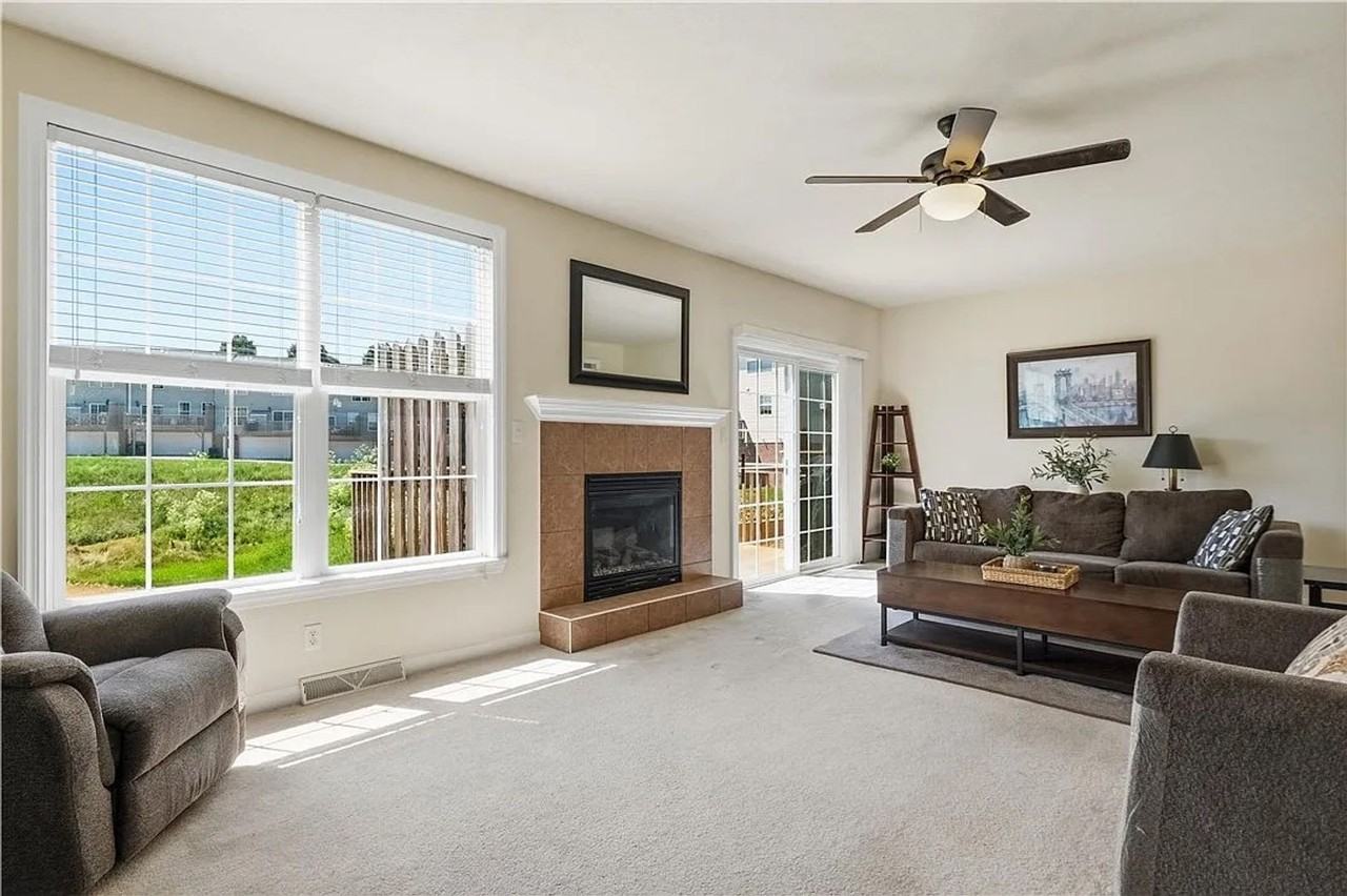 10565 Cherry Grove Ct - Photo 5 of 29