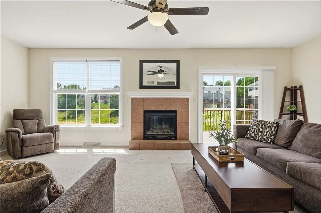 10565 Cherry Grove Ct - Photo 6 of 29