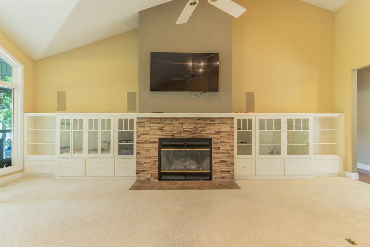 10 Lindura Ln - Photo 4 of 50