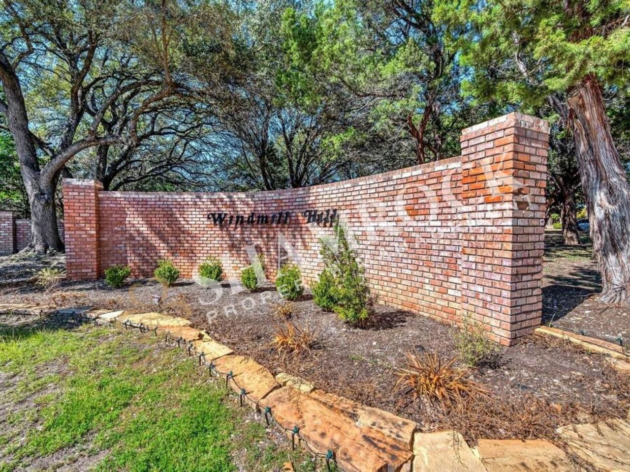 4613 Westchester Dr - Photo 2 of 30