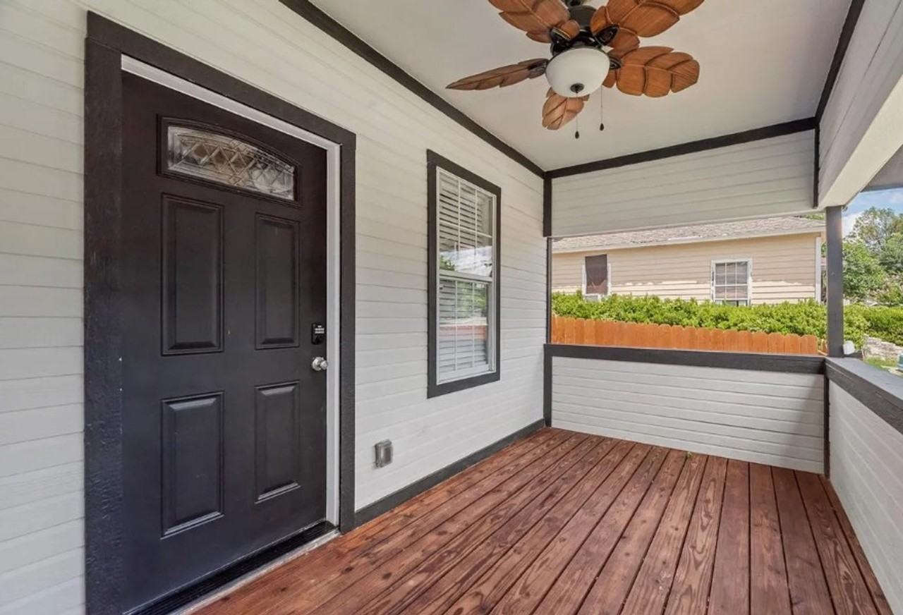 447 W Clarendon Dr - Photo 3 of 10