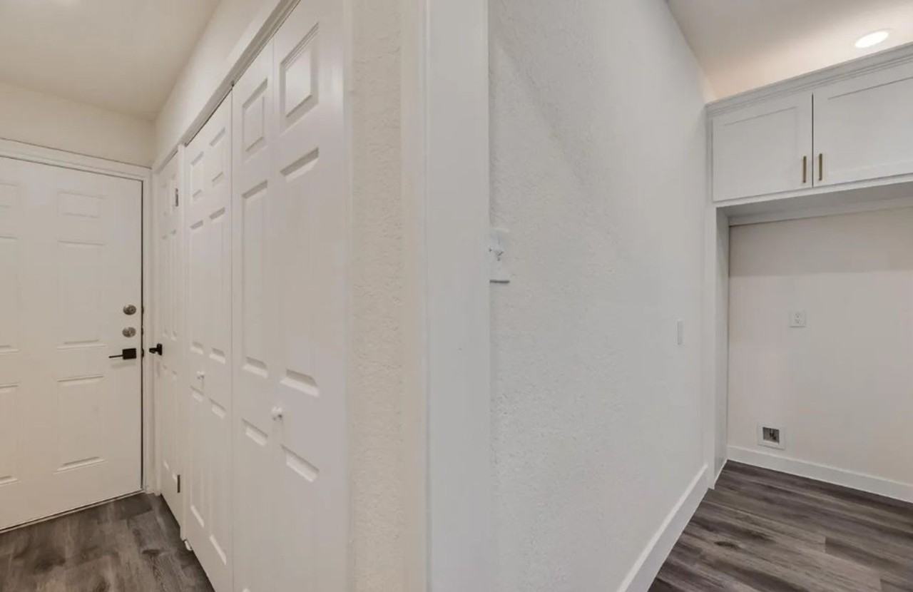447 W Clarendon Dr - Photo 7 of 10