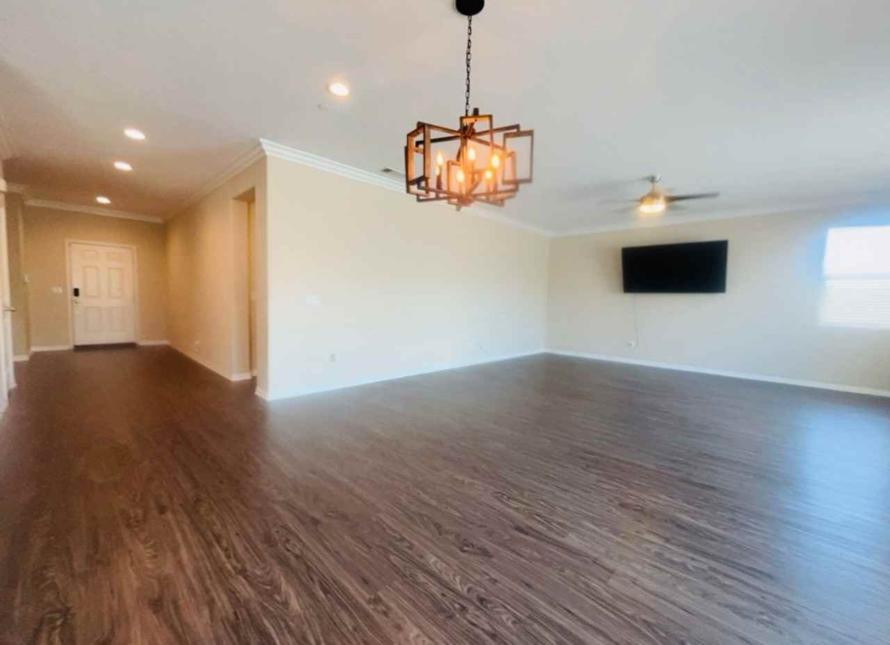 24413 Comanche Creek Dr - Photo 4 of 23